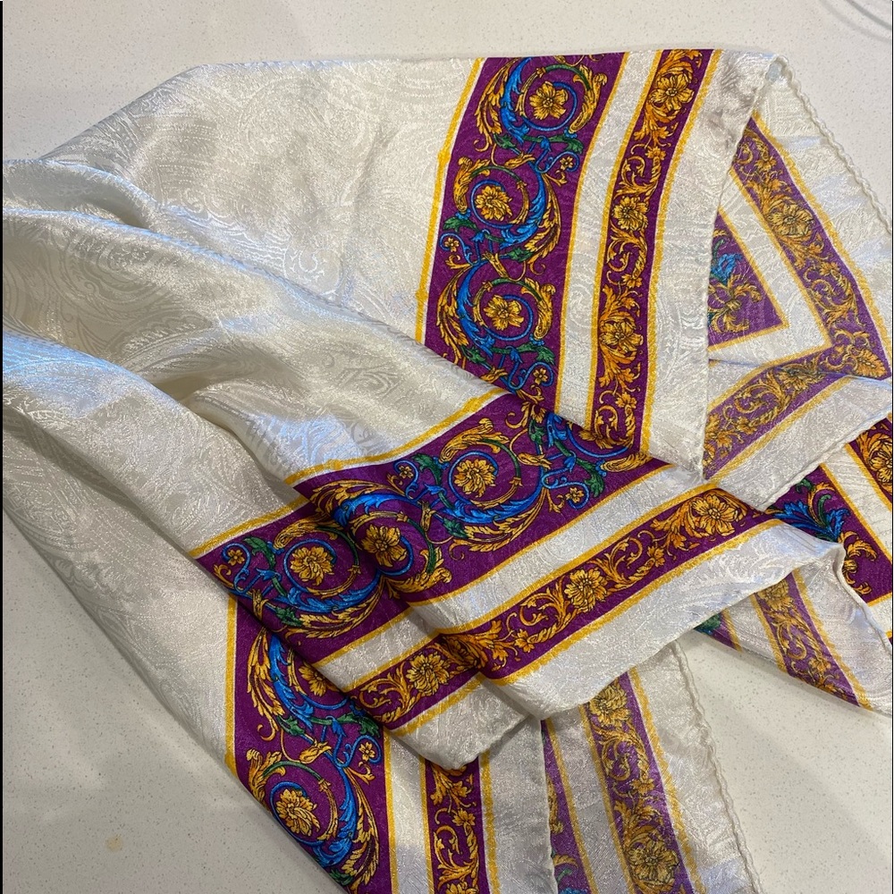 Silk scarf